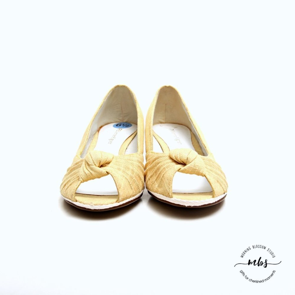 NWT Etienne Aigner Textile Diplomat Wedges‎ Yellow - Picture 2 of 15